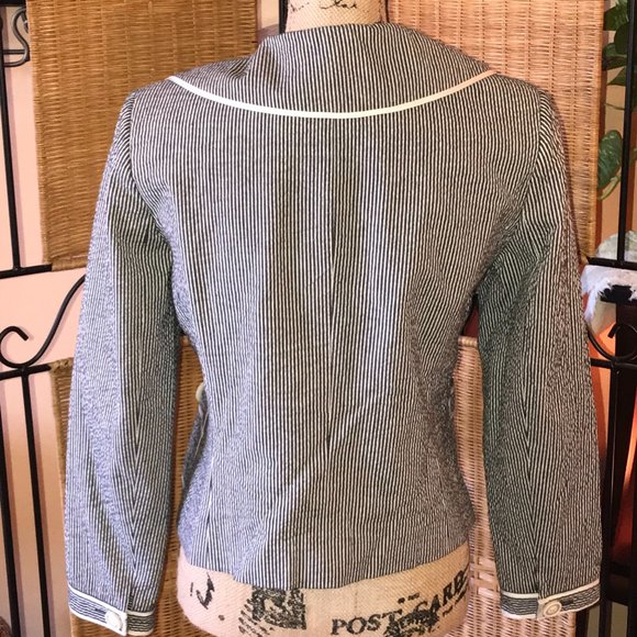 Black & White Seersucker Jacket - Picture 4 of 5